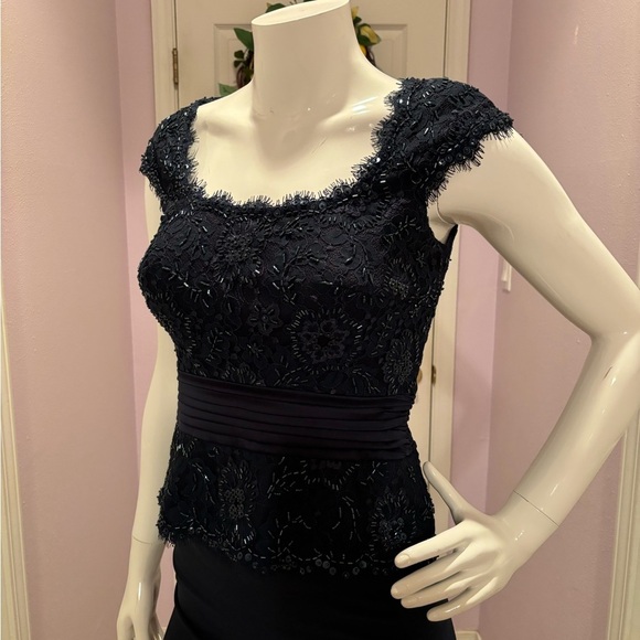 Tadasho Collection Navy blue sequin top silk skirt - Picture 3 of 9